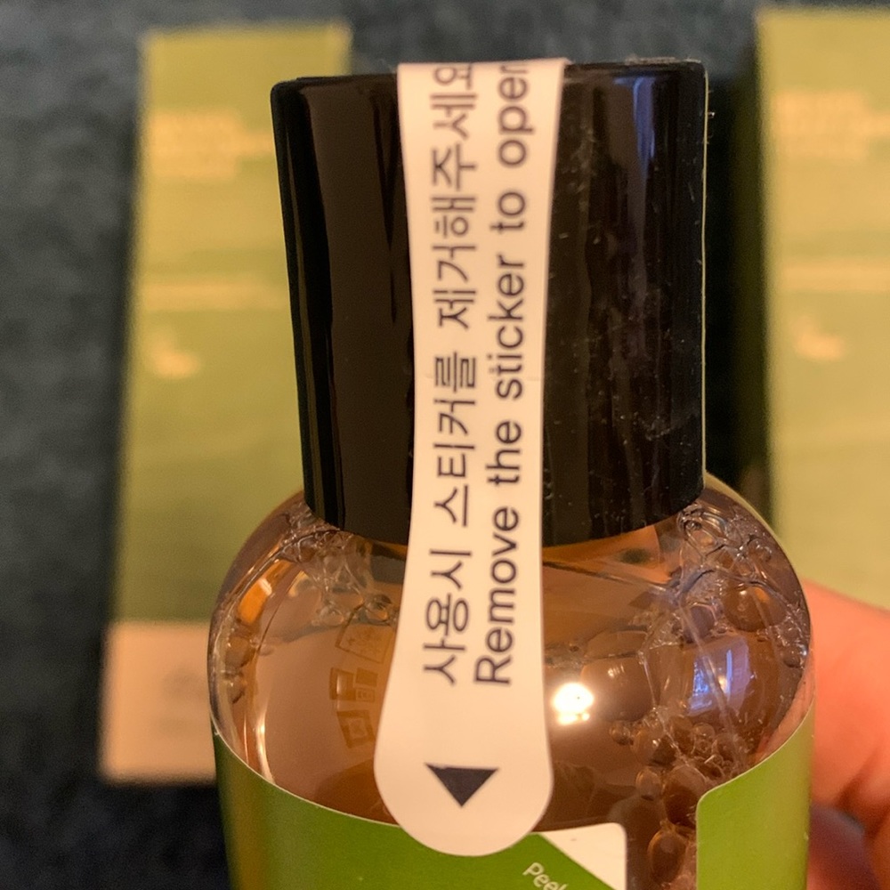 Benton Deep Green Tea Toner - Picture 2 of 9